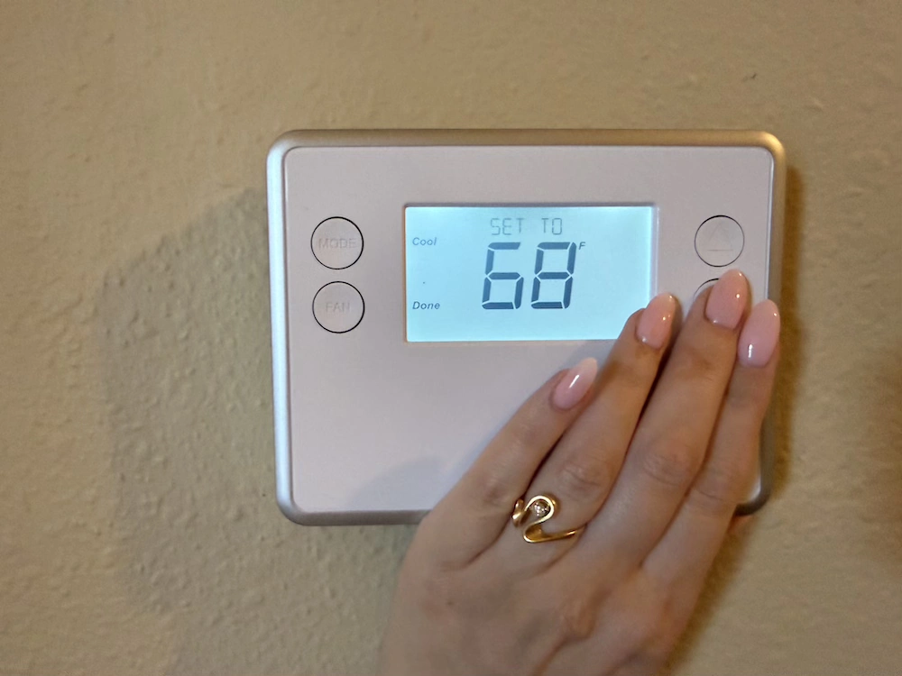 Bedroom thermostat set to 68 degrees for cooling mattress testing