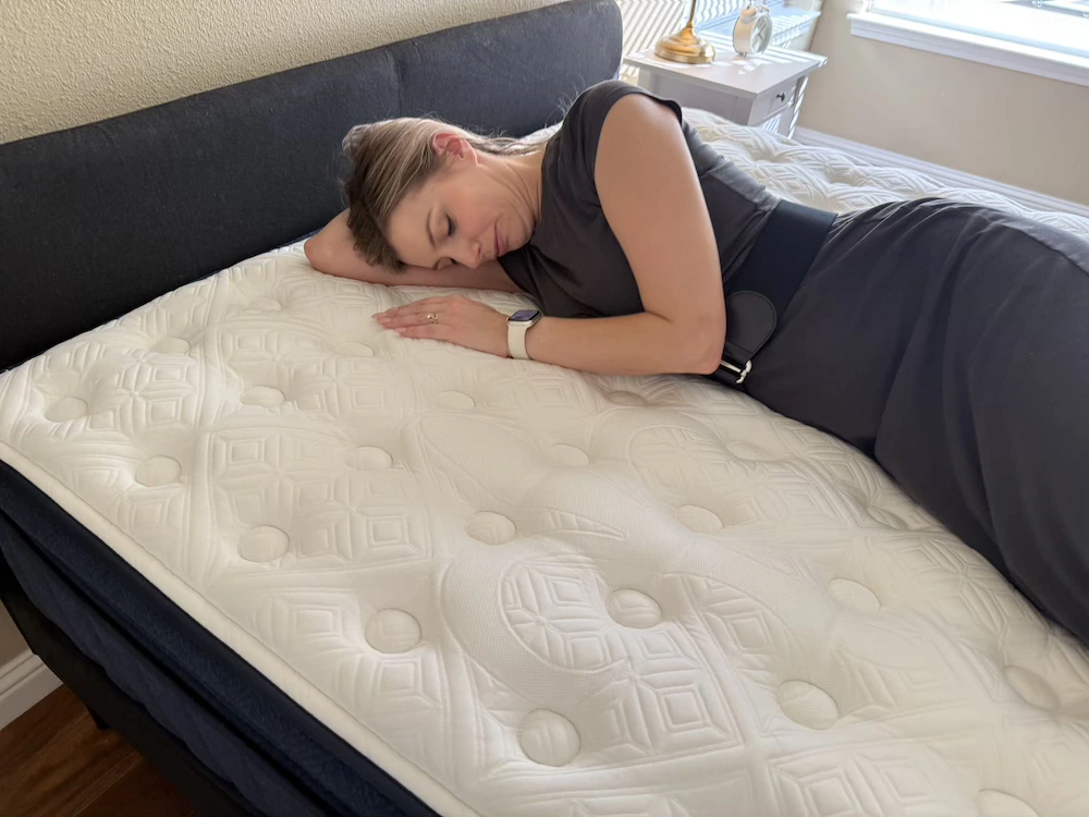 Side sleeper testing pressure relief on the Kirkland Signature Lakeridge Pillow Top mattress