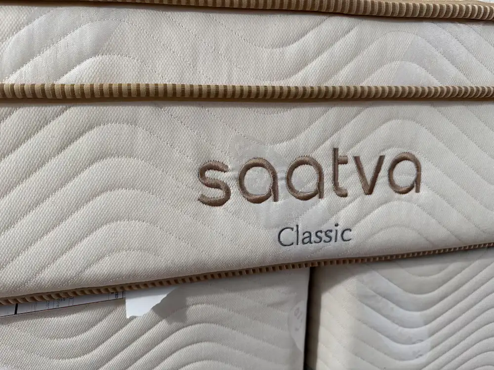 Saatva Classic mattress logo and quilted side panel